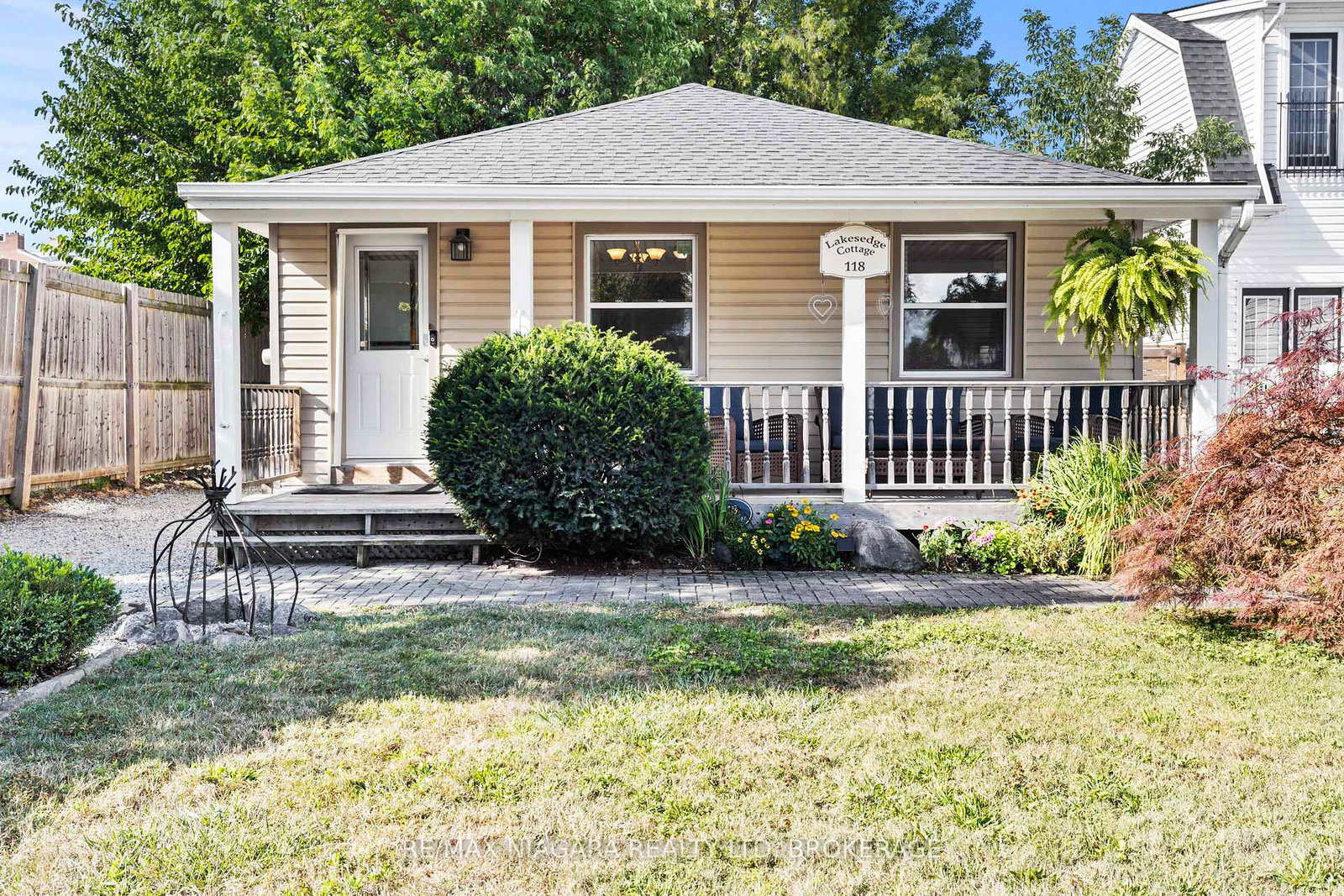 118-lockhart-street-niagara-on-the-lake-ontario-x12768932