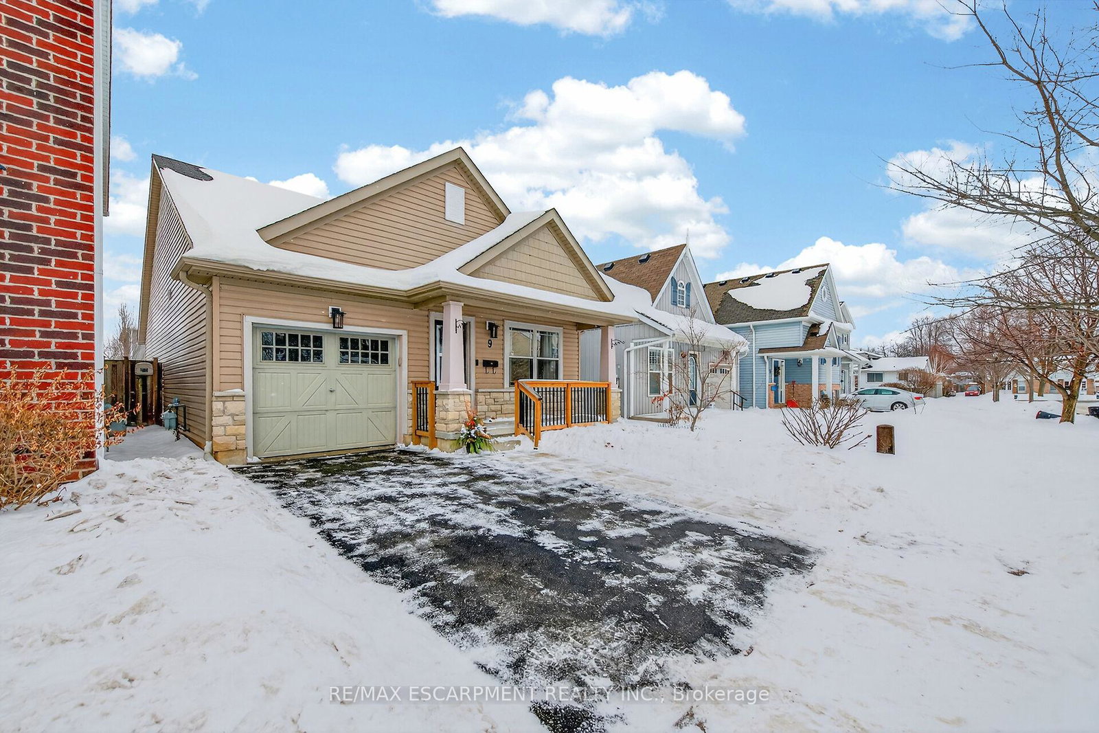9-chicory-crescent-st-catharines-ontario-x12769060