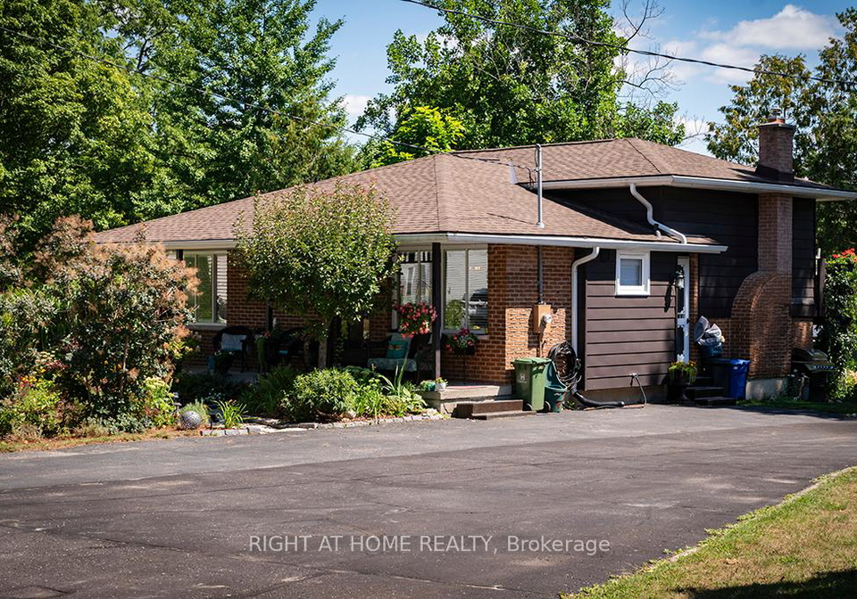 144-canterbury-street-w-ingersoll-ontario-x12769098