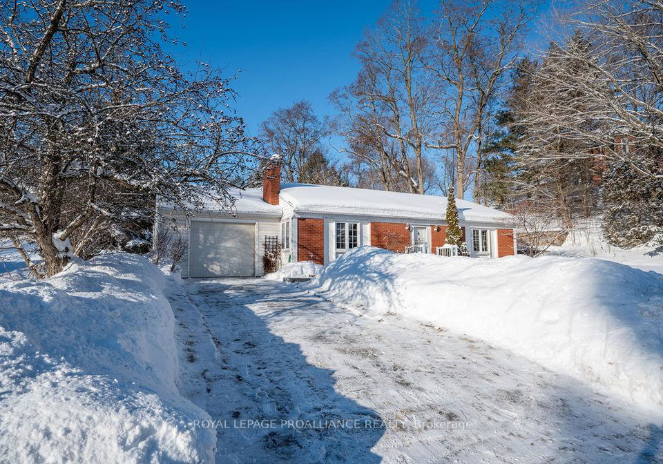 40-davidson-street-centre-hastings-ontario-x12769370