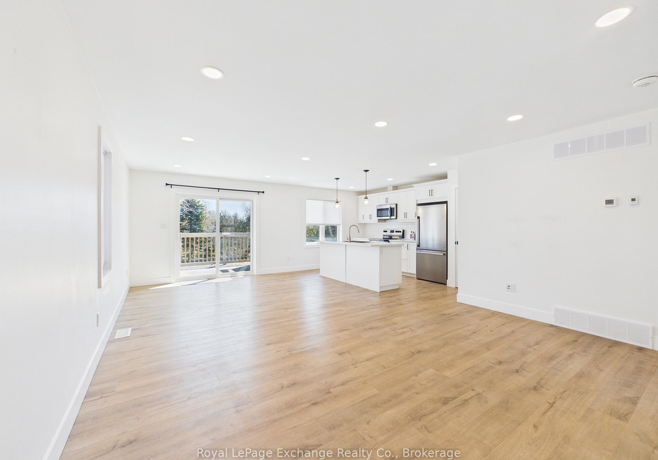1085-sutton-street-kincardine-ontario-x12769474