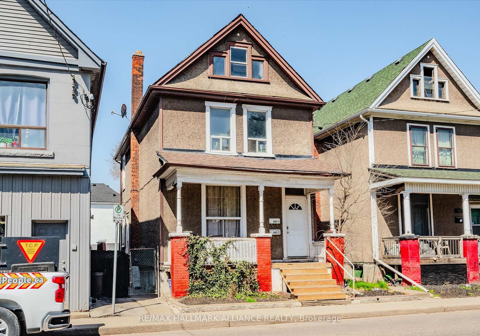 447-wentworth-street-n-hamilton-ontario-x12769634