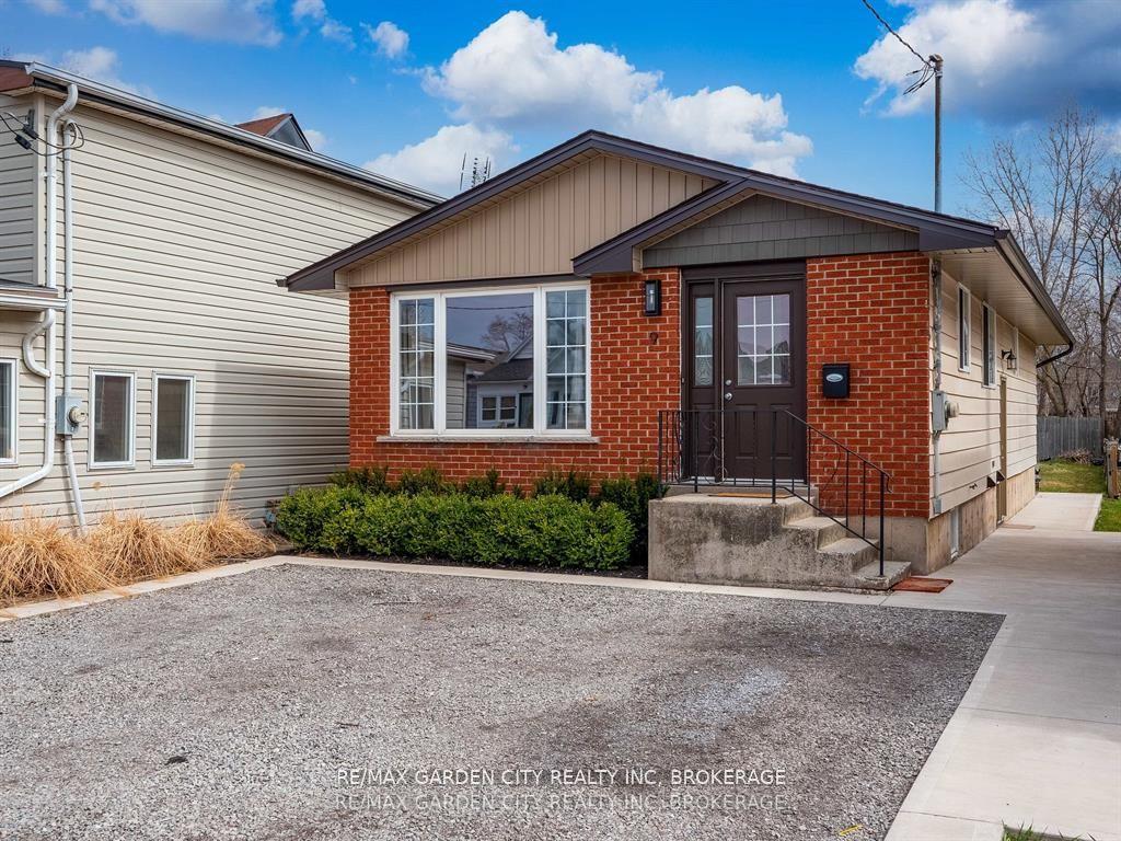 9-churchill-street-st-catharines-ontario-x12769664