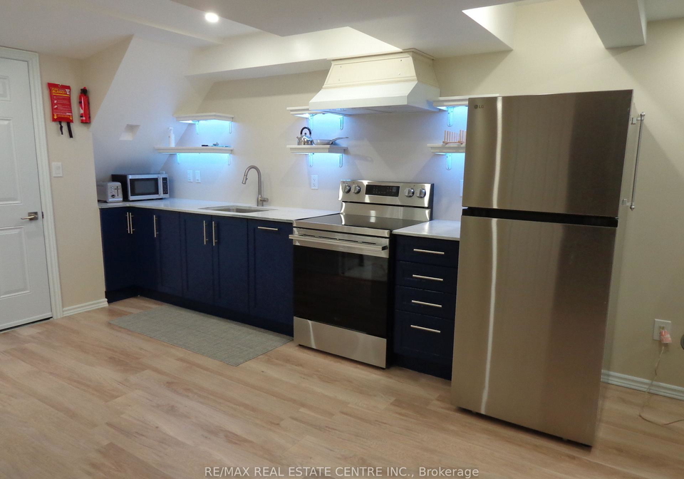 76-lynch-circle-guelph-ontario-x12770014
