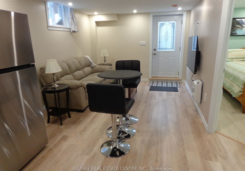 76-lynch-circle-guelph-ontario-x12770014