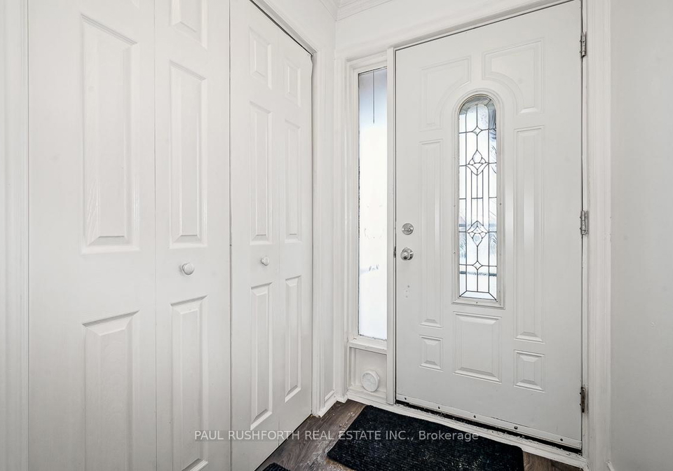 6475-colony-square-ottawa-ontario-x12770978