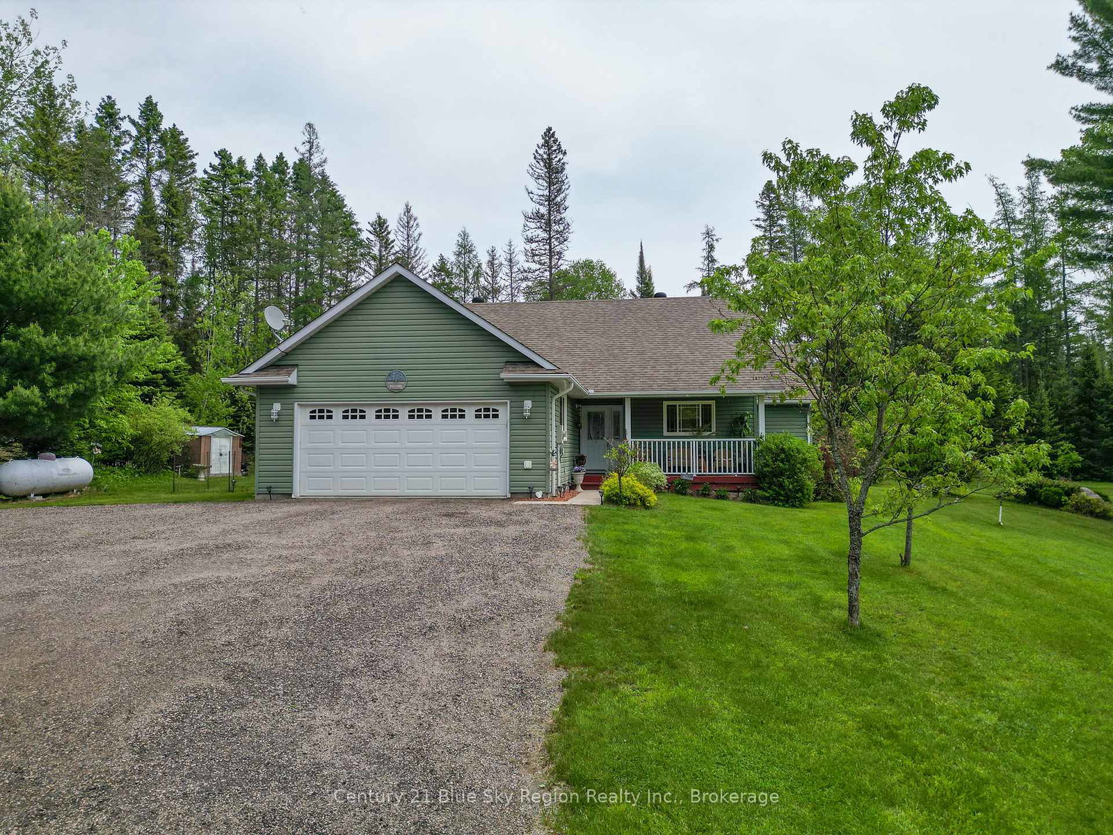 220-hummel-line-powassan-ontario-x12771168