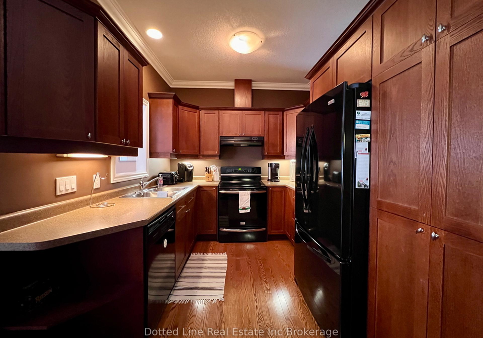 500-lakeview-drive-woodstock-ontario-x12771462