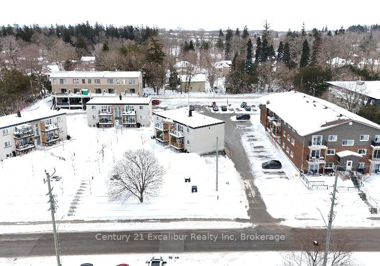 320-e-queen-street-e-centre-wellington-ontario-x12771556