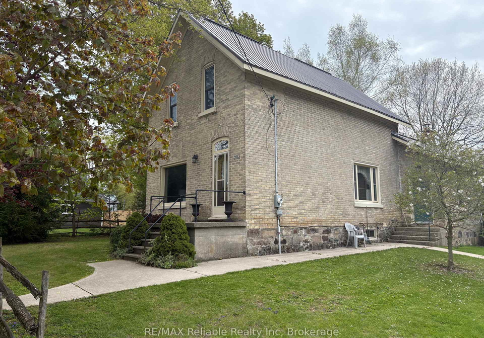 293-drummond-street-north-huron-ontario-x12772290