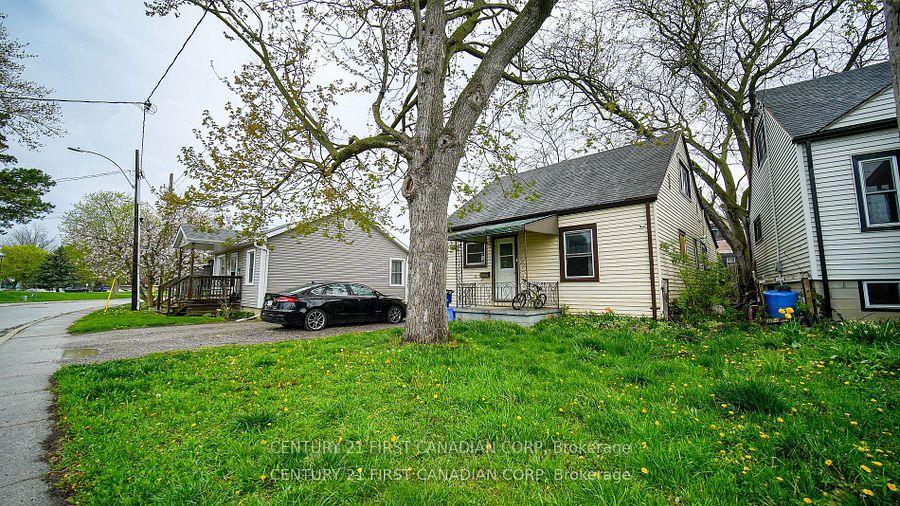 19-montgomery-drive-chatham-kent-ontario-x12772450