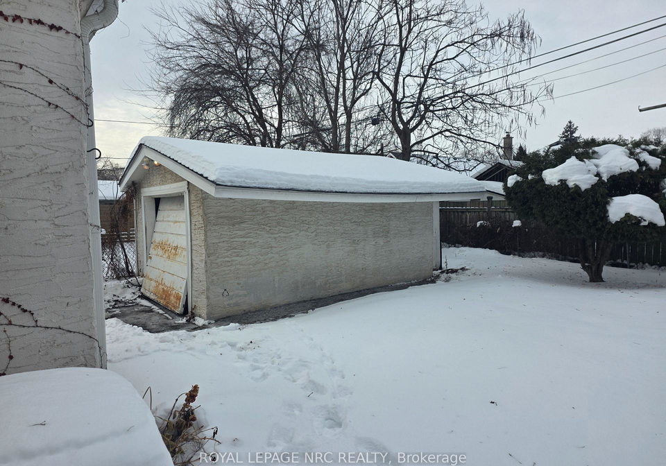 15-mildred-avenue-st-catharines-ontario-x12772452