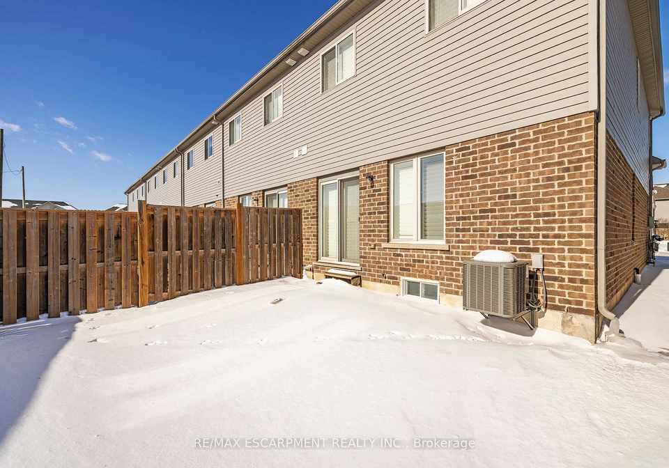 14-serenity-lane-hamilton-ontario-x12772496