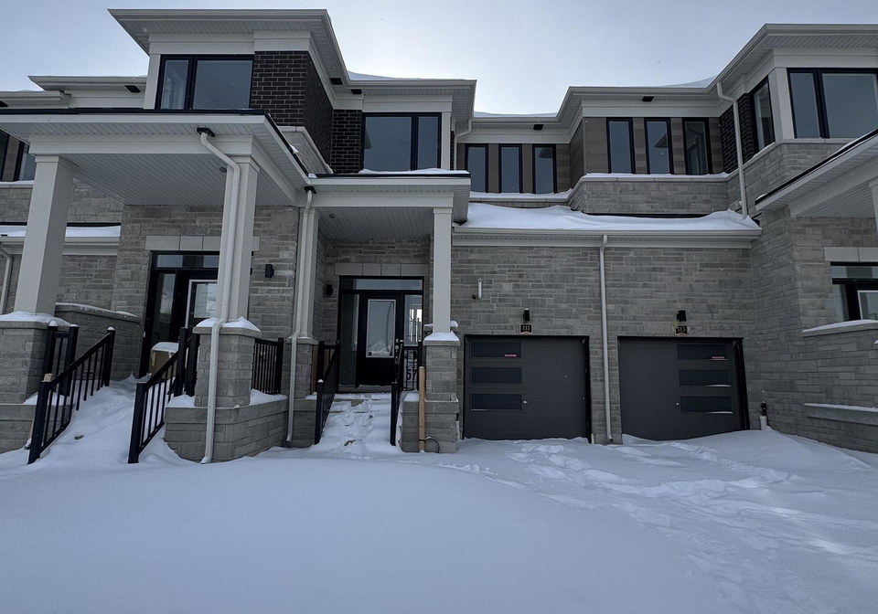 111-watt-mews-kawartha-lakes-ontario-x12772692