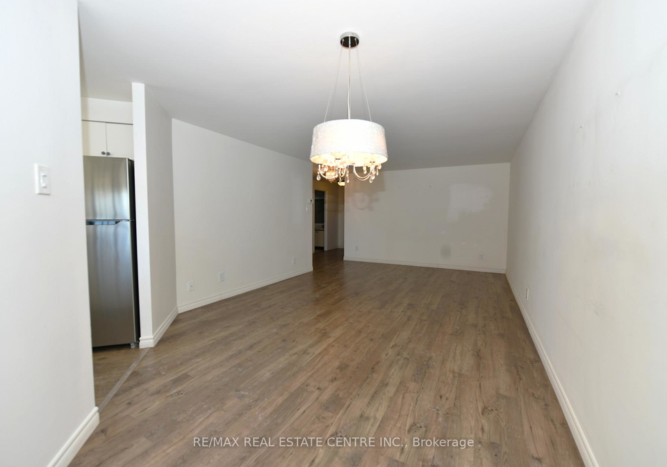 20-ellen-street-e-kitchener-ontario-x12772834