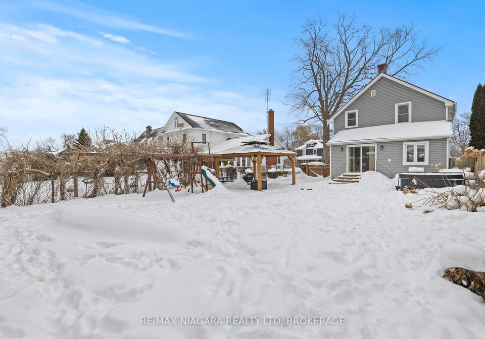 3547-strang-drive-niagara-falls-ontario-x12772842