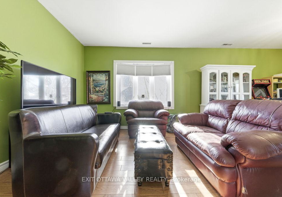 504-estelle-street-pembroke-ontario-x12772942