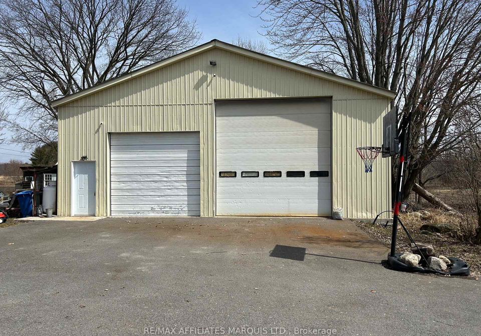 18645-county-2-road-south-glengarry-ontario-x12773078