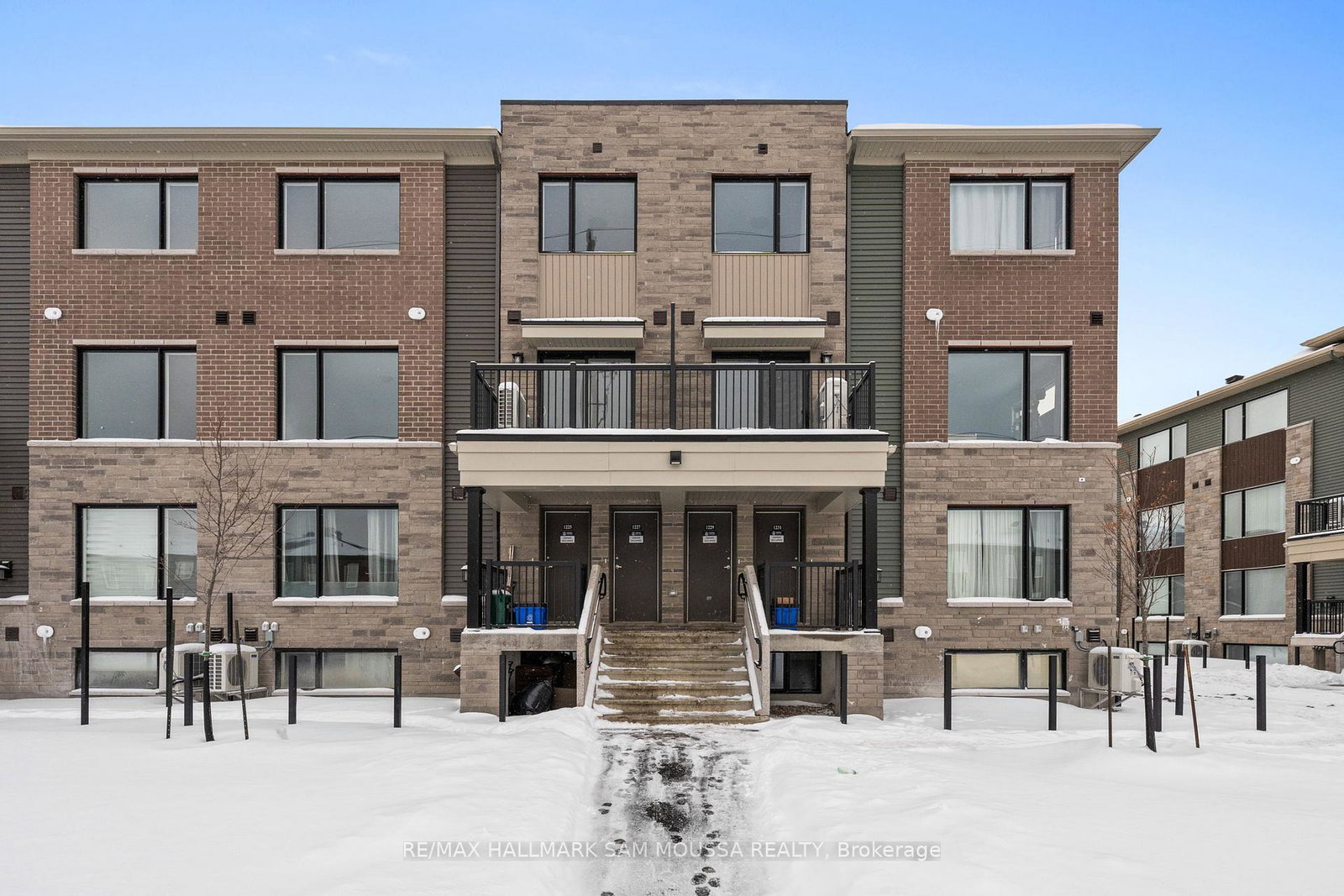 1227-creekway-private-kanata-ontario-x12773136