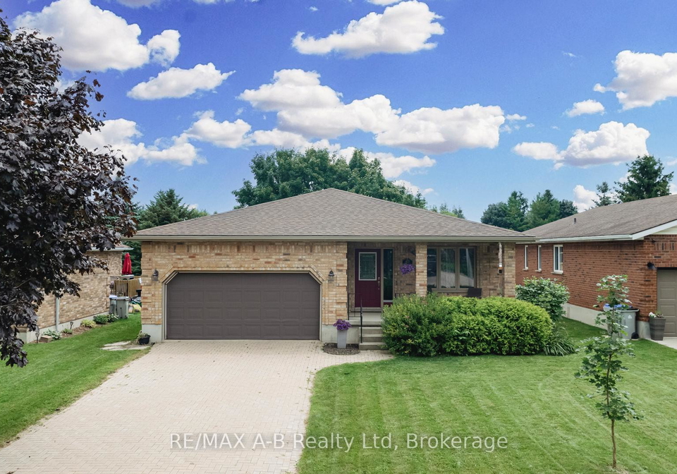 87-napier-street-west-perth-ontario-x12773326