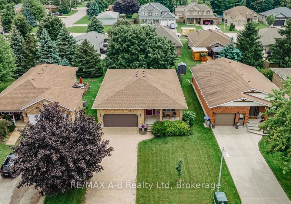 87-napier-street-west-perth-ontario-x12773326