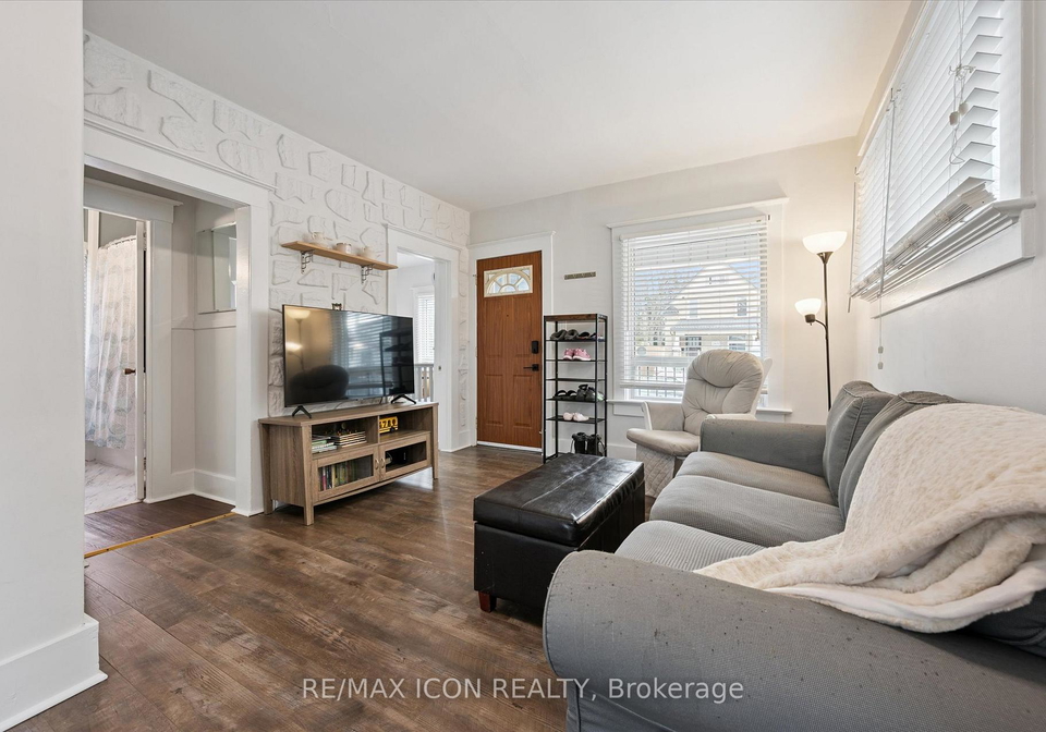 262-madison-avenue-s-kitchener-ontario-x12773426