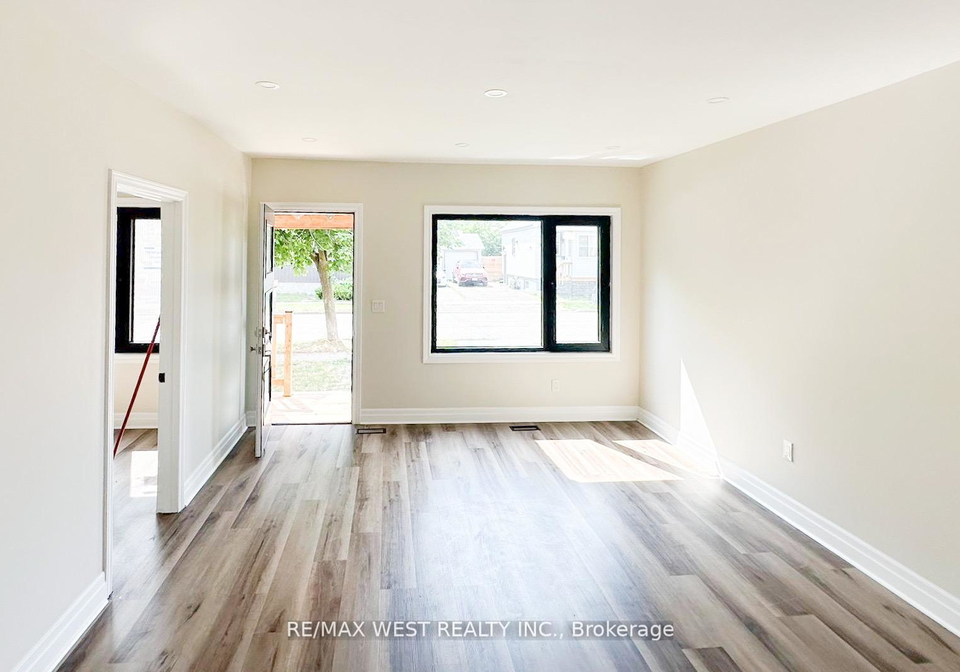 28-concord-avenue-st-catharines-ontario-x12773438