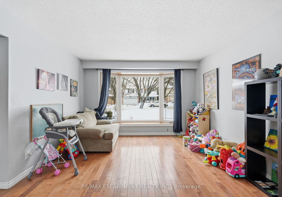 17-strawberry-lane-brantford-ontario-x12773778