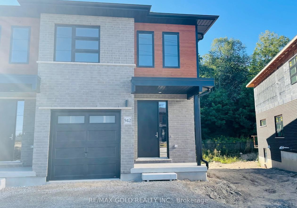 942-robert-ferrie-drive-kitchener-ontario-x12773988