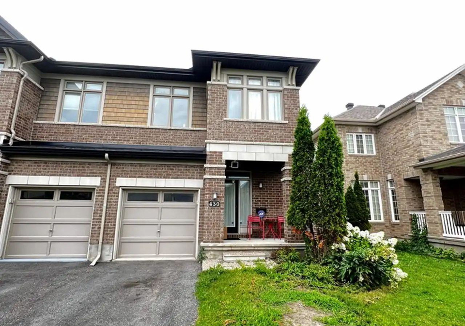 430-cooks-mills-crescent-ottawa-ontario-x12774336