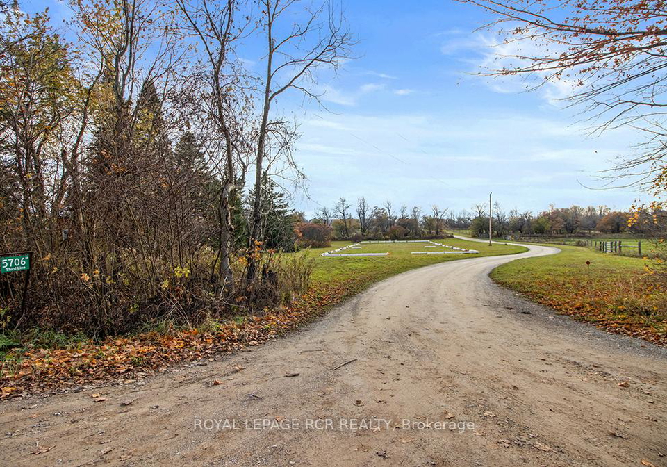 5706-third-line-erin-ontario-x12774688