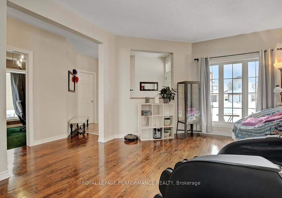 1019-valin-street-ottawa-ontario-x12774698