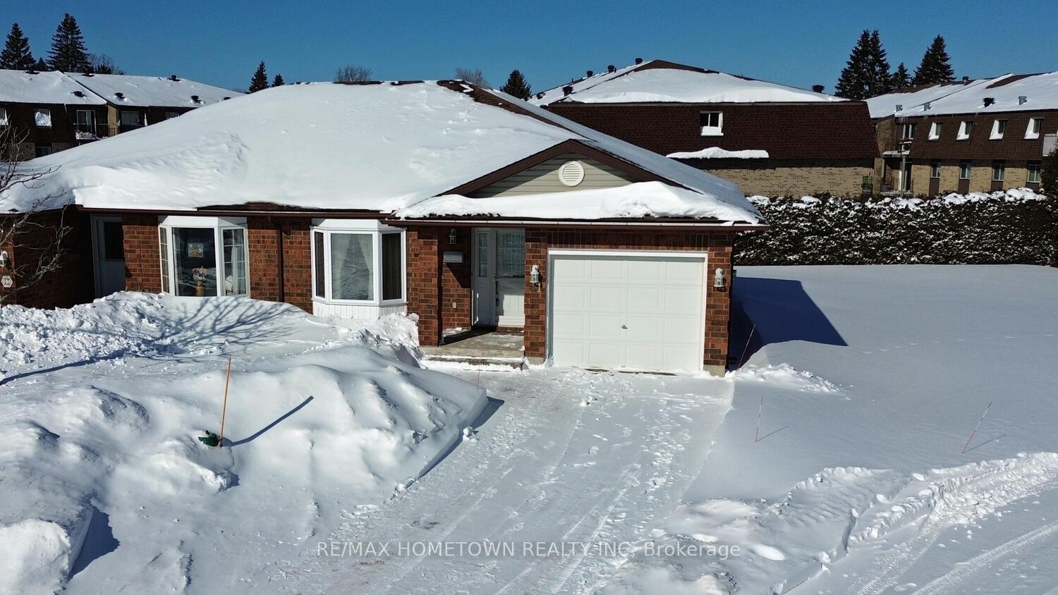 41-wilmot-young-place-street-brockville-ontario-x12774894
