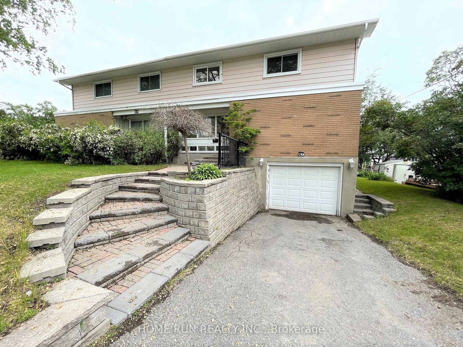 42-walgate-avenue-ottawa-ontario-x12775202