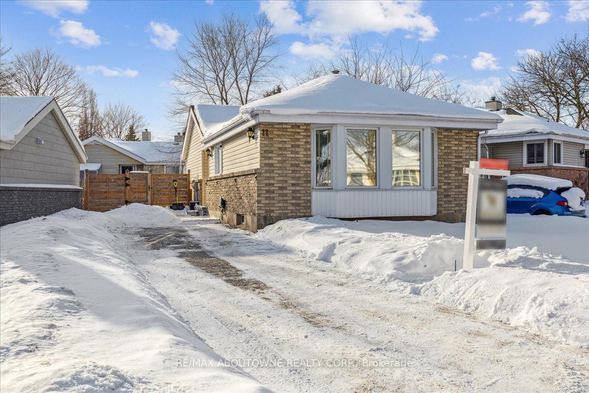 11-macteith-court-cambridge-ontario-x12775296