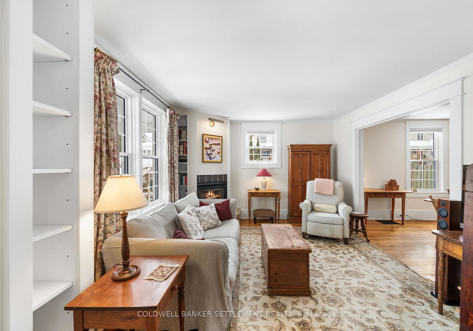 2-sinclair-street-perth-ontario-x12775596