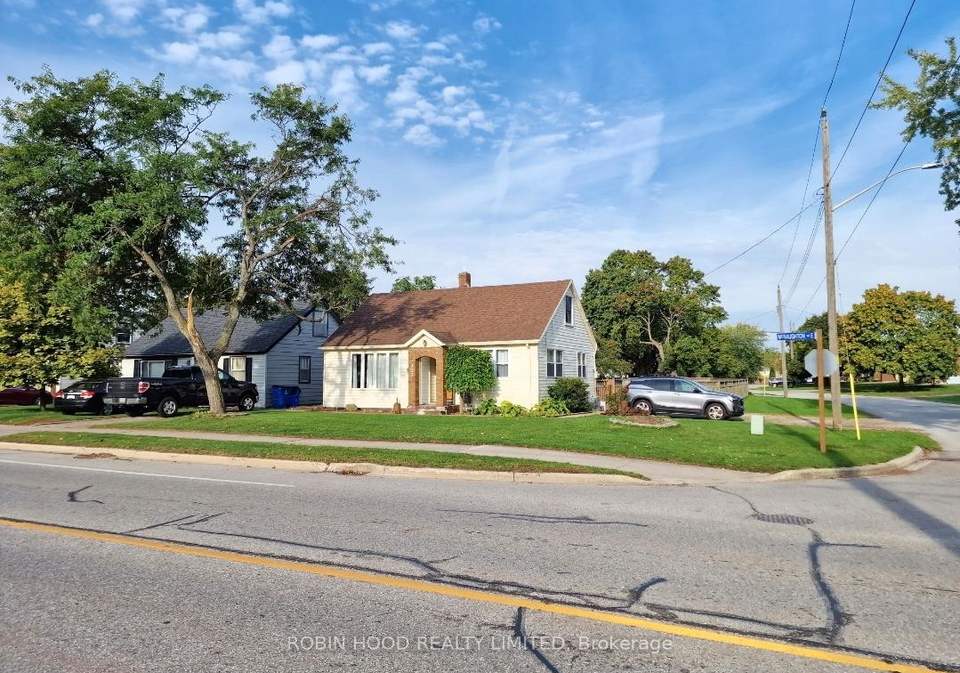 mcnaughton-avenue-e-chathamkent-chatham-kent-ontario-x12775658