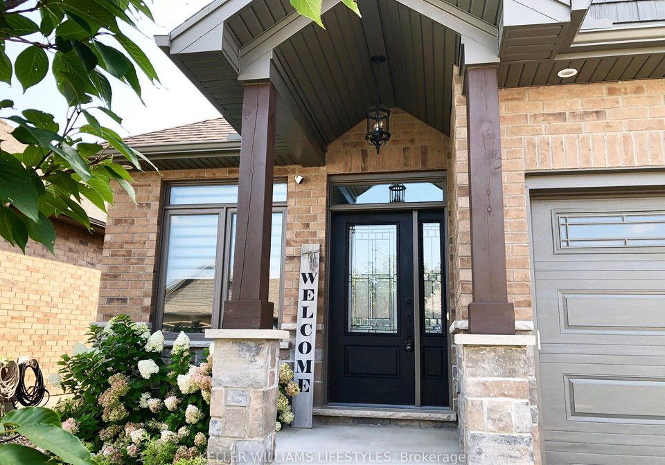 159-collins-way-strathroycaradoc-strathroy-caradoc-ontario-x12775932