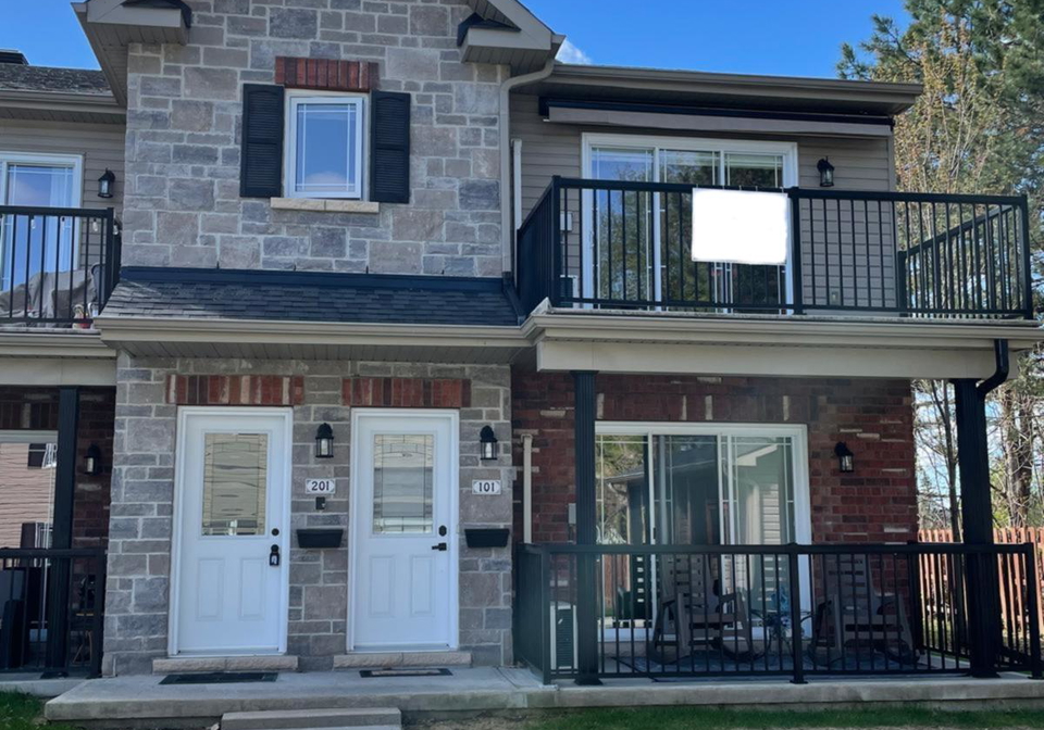 222-first-street-e-cornwall-ontario-x12775988