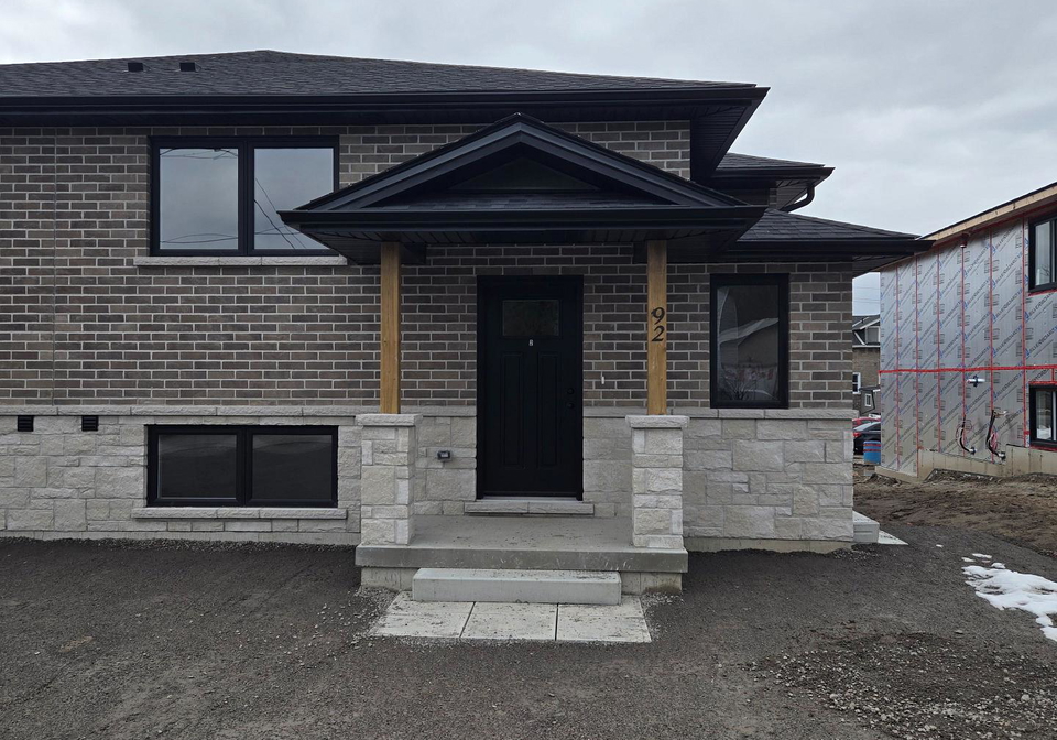 9lywood-street-belleville-ontario-x12776522