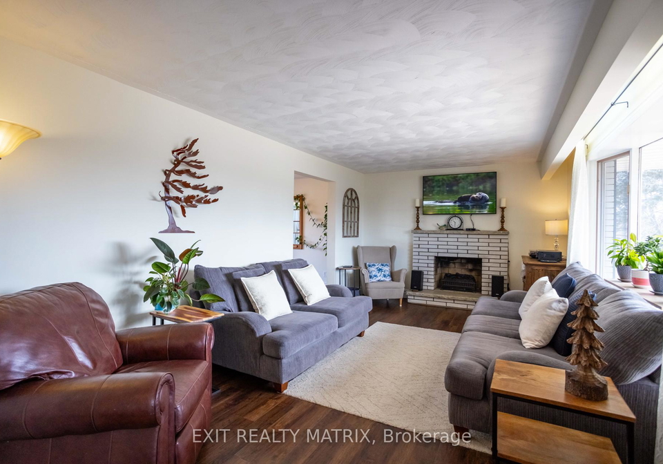 209-queen-street-w-north-dundas-ontario-x12776706
