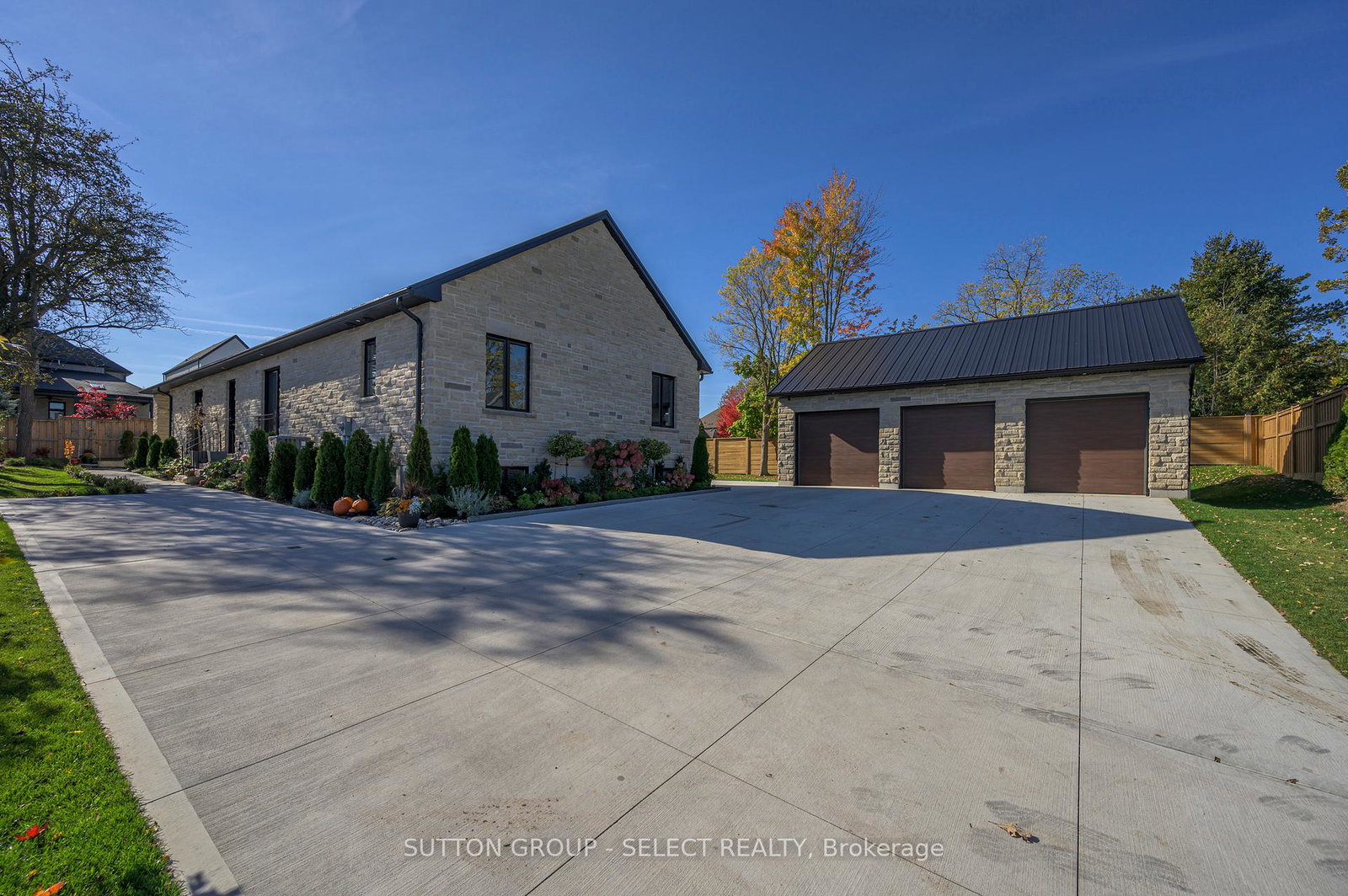 185-commissioners-road-e-london-south-ontario-x12776818