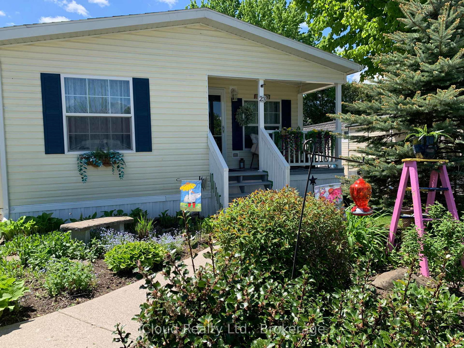 1294-concession-road-8-west-23-macpherson-crescent-hamilton-ontario-x12776912