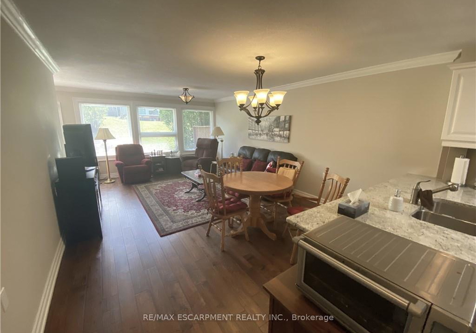 36-mckenna-court-hamilton-ontario-x12777066