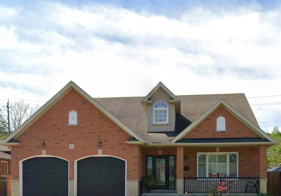 8-winthrop-place-hamilton-ontario-x12779394