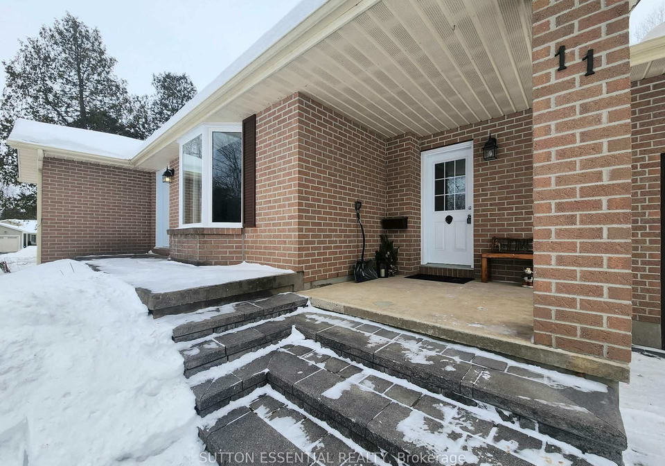 11-oak-street-augusta-ontario-x12779504