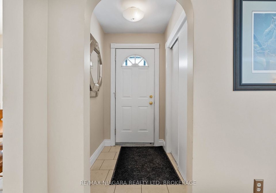 44-albany-drive-st-catharines-ontario-x12779716
