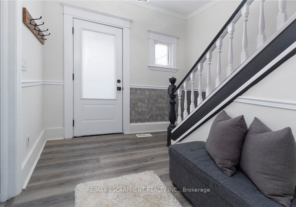 50-stapleton-avenue-hamilton-ontario-x12779772