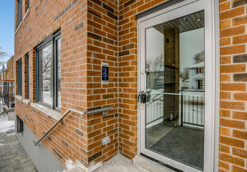 137-marquette-avenue-ottawa-ontario-x12779940