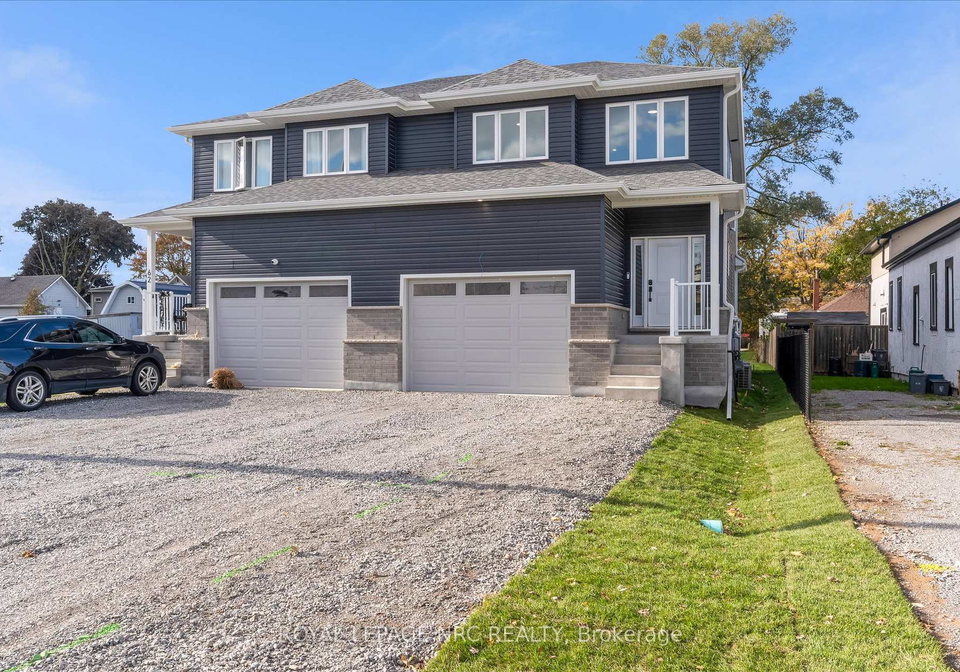 66-page-street-port-colborne-ontario-x12780358